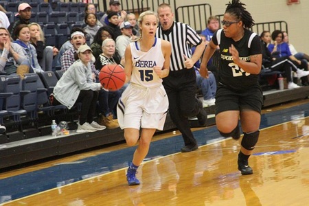 Lady Mountaineers Start Conference Play With a Win